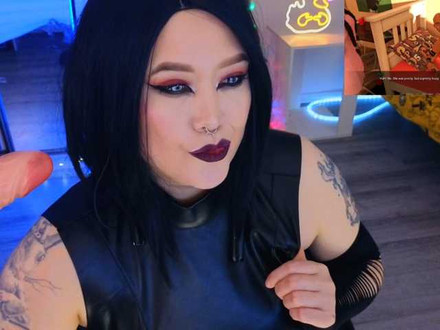 Laura-Wicked live cam on BongaCams
