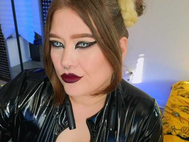 Laura-Wicked