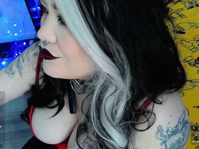 Laura-Wicked's BongaCams show and profile