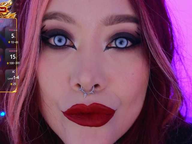 Laura-Wicked live cam on BongaCams