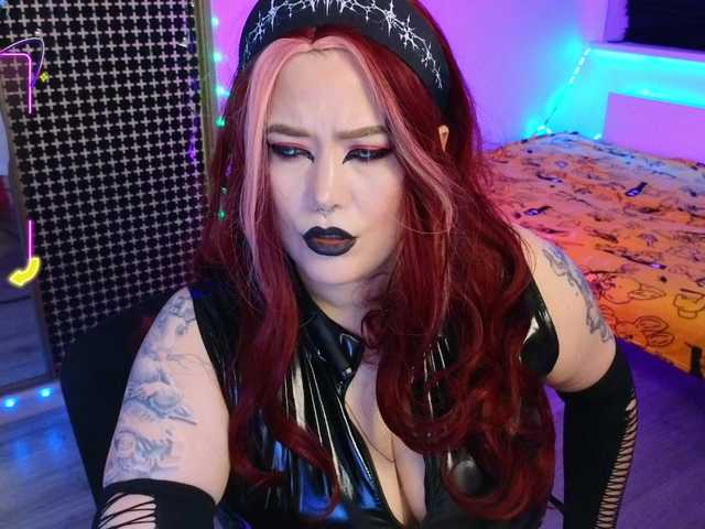 Laura-Wicked live cam on BongaCams