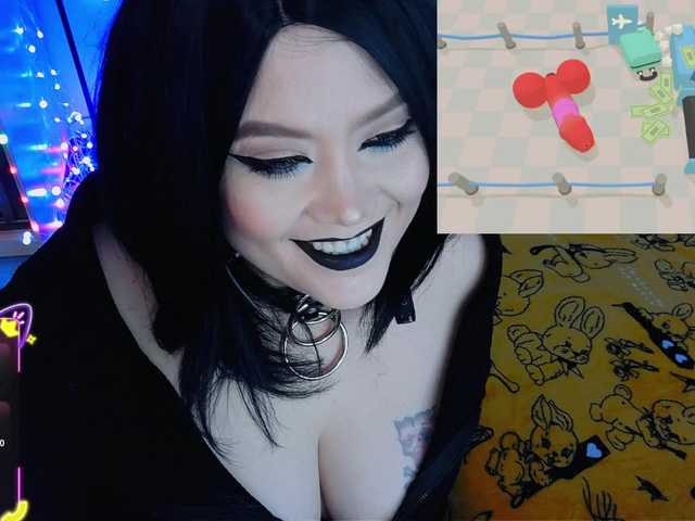 Laura-Wicked's BongaCams show and profile