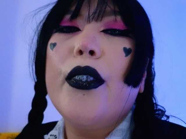 Laura-Wicked live cam on BongaCams