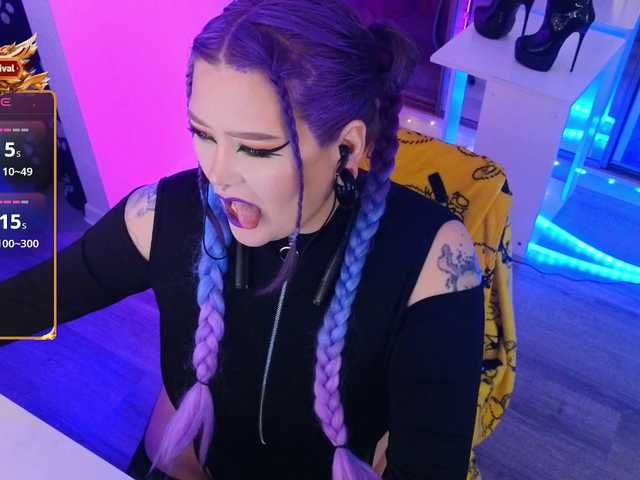 Laura-Wicked live cam on BongaCams