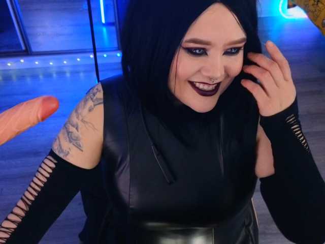 Laura-Wicked live cam on BongaCams