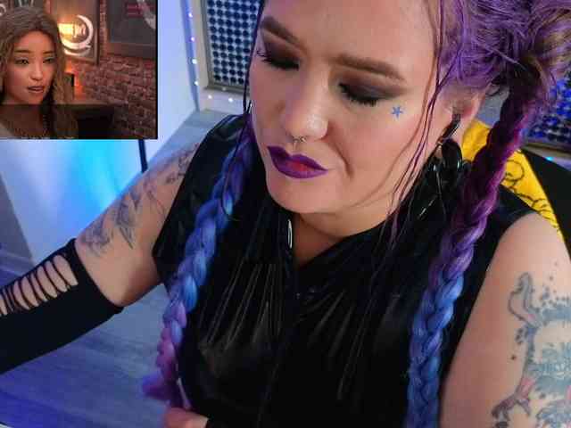 Laura-Wicked webcam