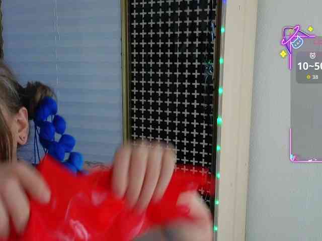 Laura-Wicked webcam