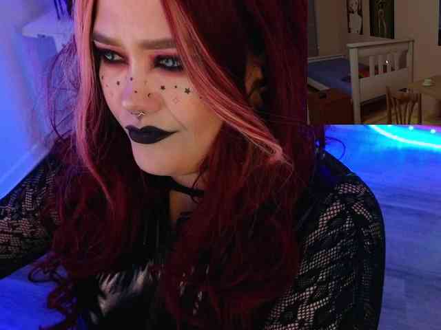 Laura-Wicked webcam