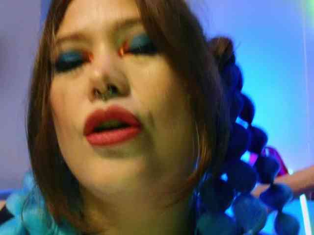 Laura-Wicked webcam