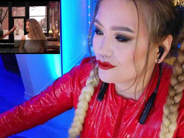 Laura-Wicked webcam
