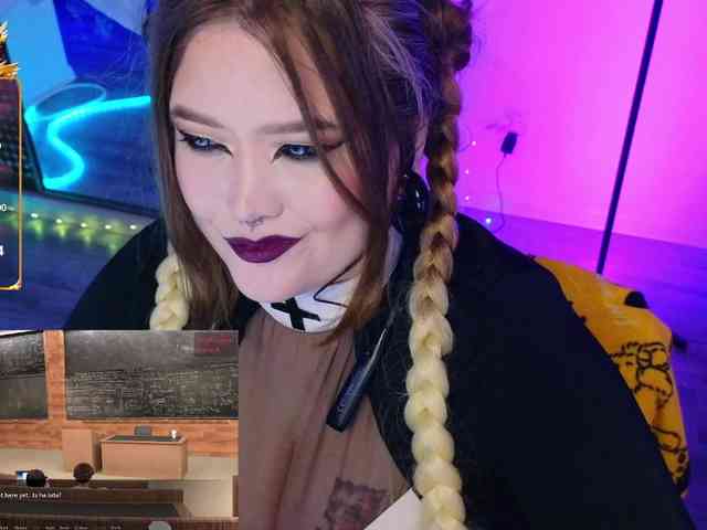 Laura-Wicked webcam