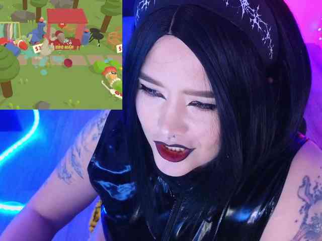 Laura-Wicked webcam