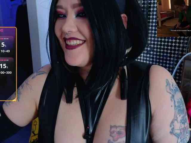 Laura-Wicked webcam