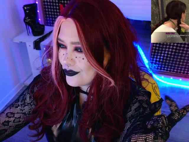 Laura-Wicked webcam