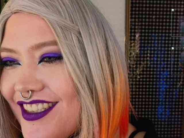 Laura-Wicked webcam