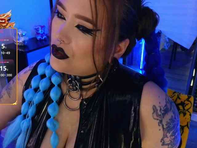 Laura-Wicked webcam