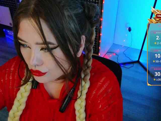 Laura-Wicked webcam