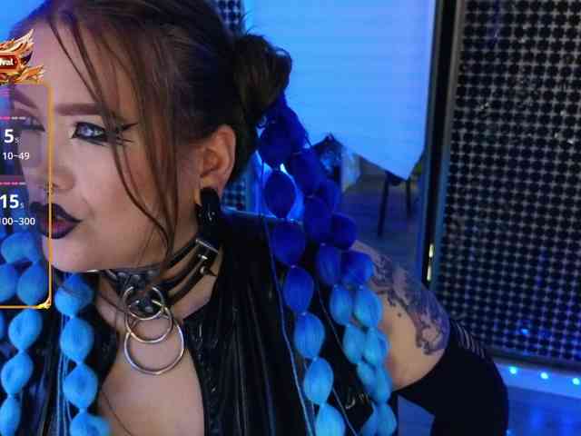 Laura-Wicked webcam