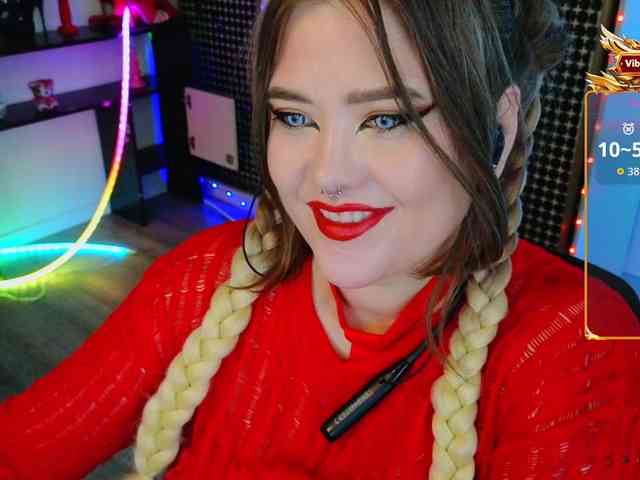 Laura-Wicked webcam