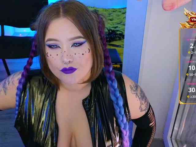 Laura-Wicked webcam