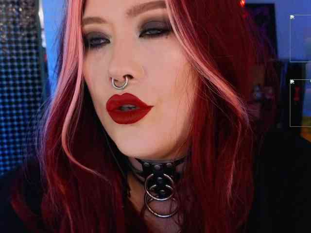Laura-Wicked webcam
