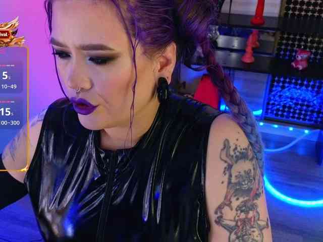 Laura-Wicked webcam