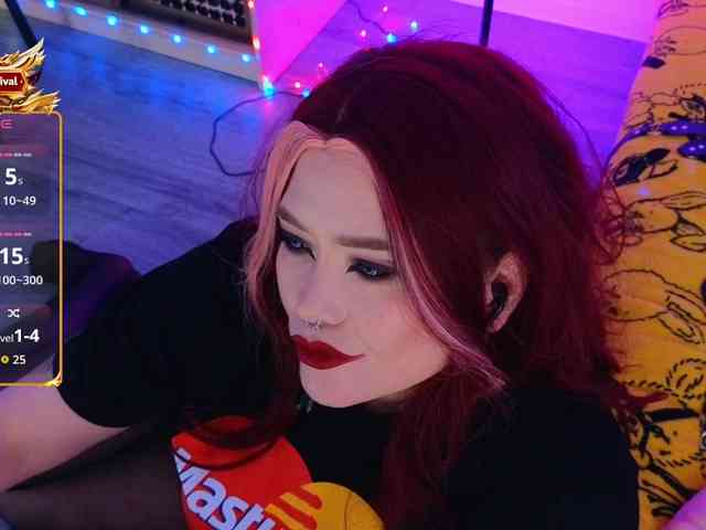 Laura-Wicked webcam