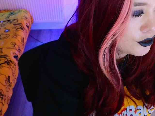 Laura-Wicked webcam