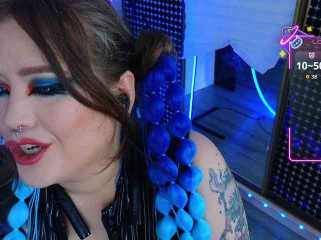 Laura-Wicked webcam
