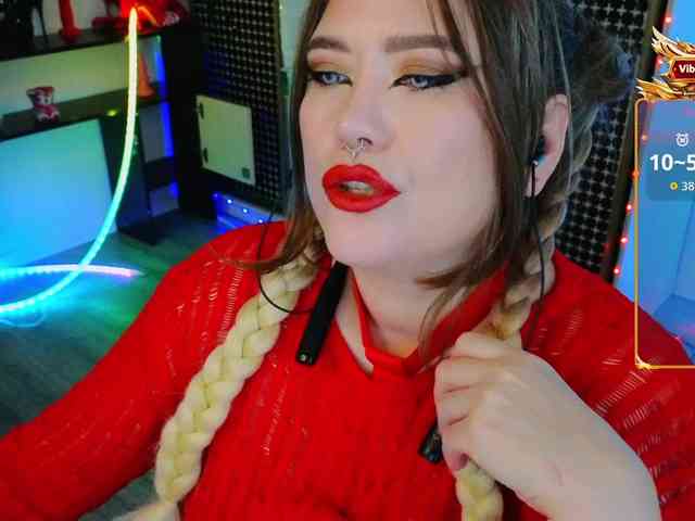 Laura-Wicked webcam