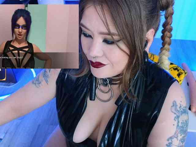 Laura-Wicked webcam