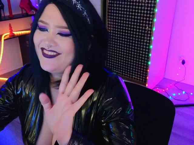 Laura-Wicked webcam