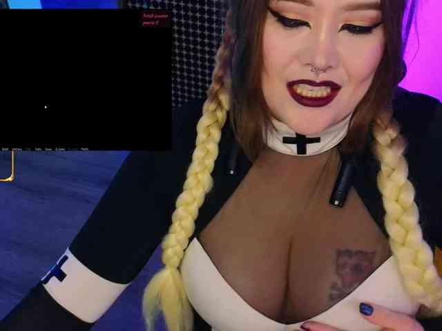 Laura-Wicked webcam