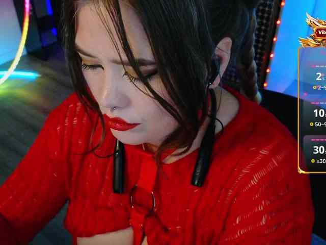 Laura-Wicked webcam