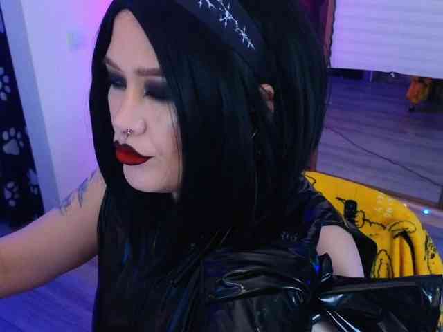 Laura-Wicked Laura-Wicked