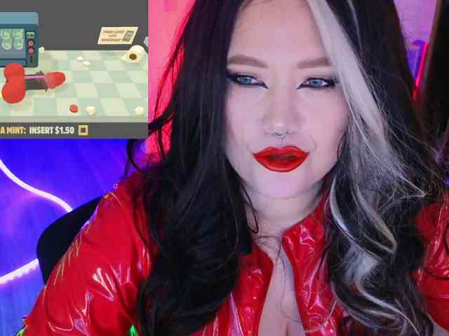 Laura-Wicked webcam