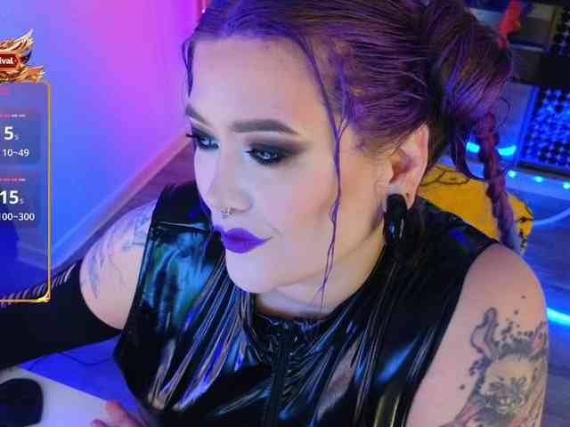 Laura-Wicked webcam