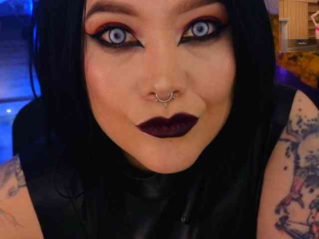 Laura-Wicked Laura-Wicked