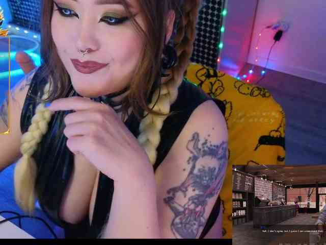 Laura-Wicked webcam