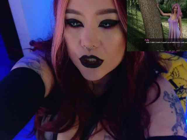 Laura-Wicked webcam