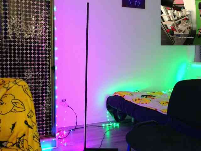 Laura-Wicked webcam