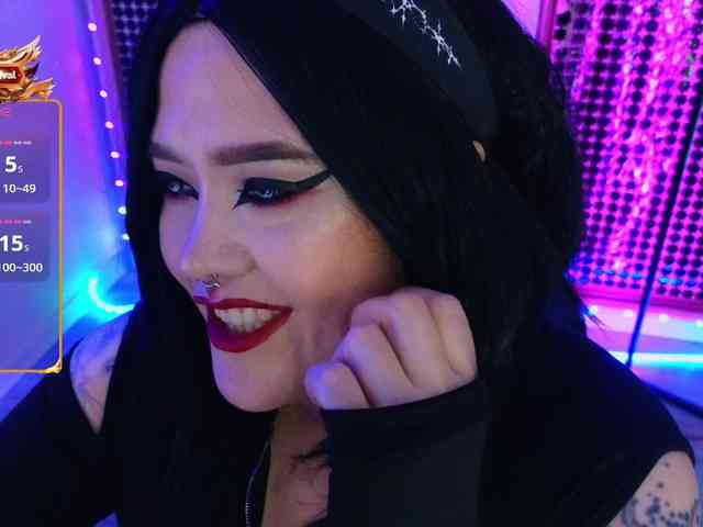 Laura-Wicked Laura-Wicked