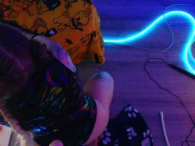 Laura-Wicked webcam
