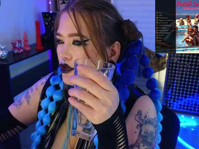 Laura-Wicked webcam