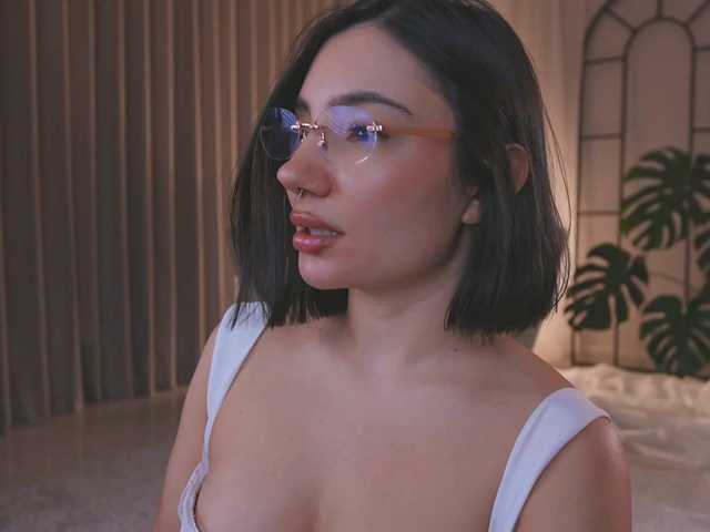 AmyArmstrong live cam on BongaCams
