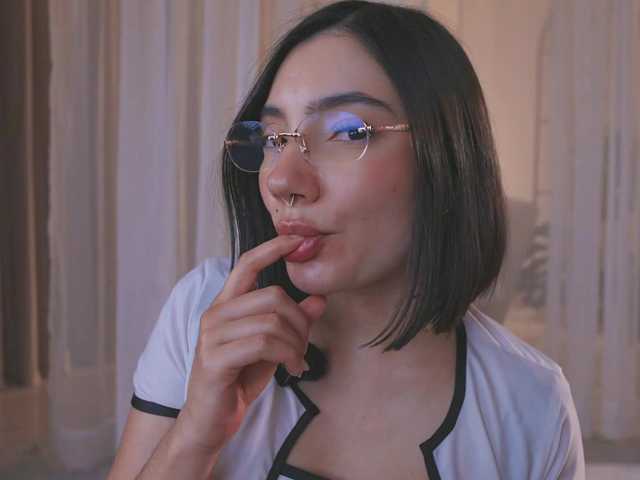 AmyArmstrong live cam on BongaCams