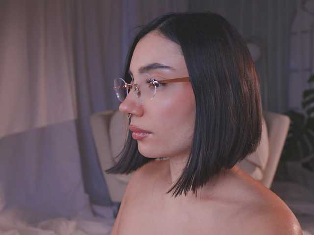 AmyArmstrong live cam on BongaCams