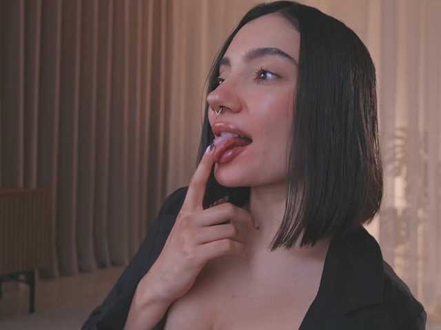 AmyArmstrong live cam on BongaCams