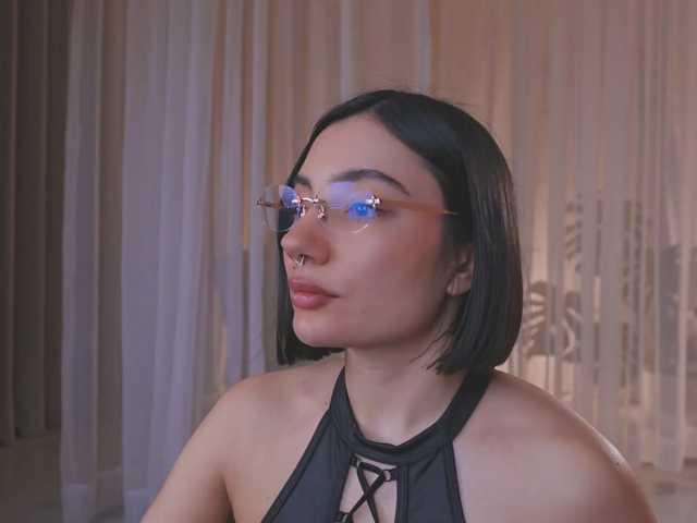 AmyArmstrong live cam on BongaCams