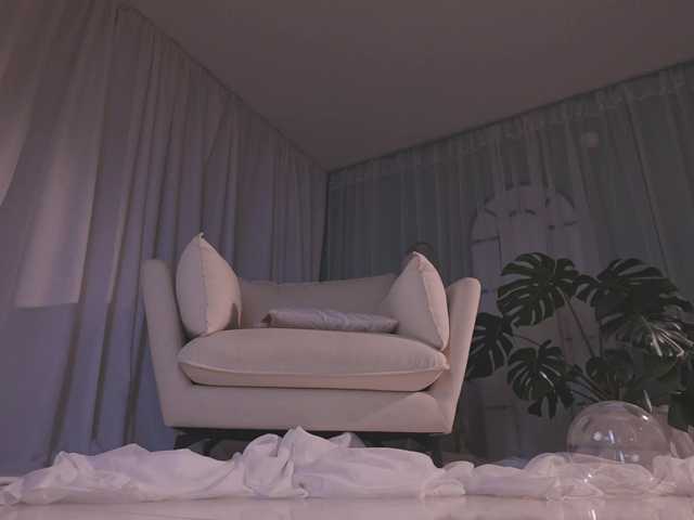 AmyArmstrong live cam on BongaCams